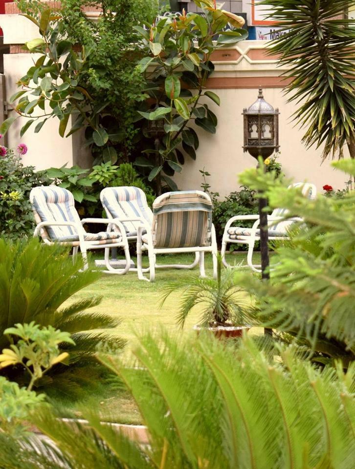 אבוטאבאד Royal Emirates Residence מראה חיצוני תמונה