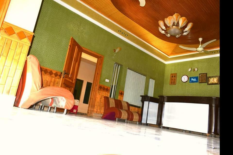 אבוטאבאד Royal Emirates Residence מראה חיצוני תמונה