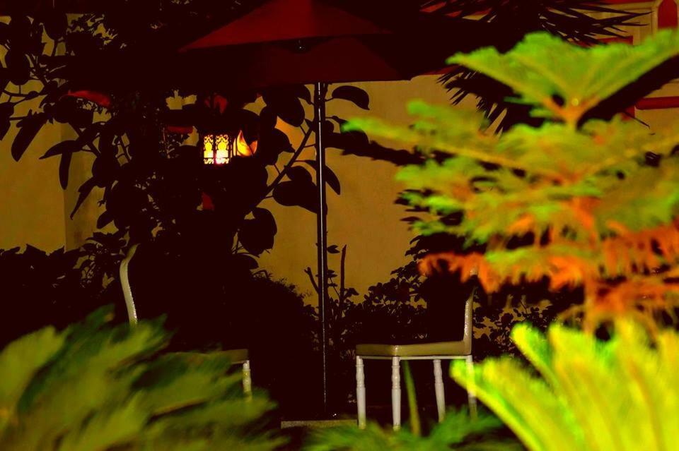 אבוטאבאד Royal Emirates Residence מראה חיצוני תמונה